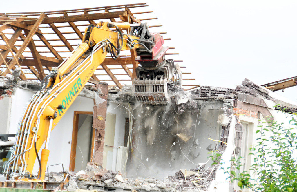 Abbruch Pfarrhaus Fu__ach 11-07-2012 55_jpg-1342019971