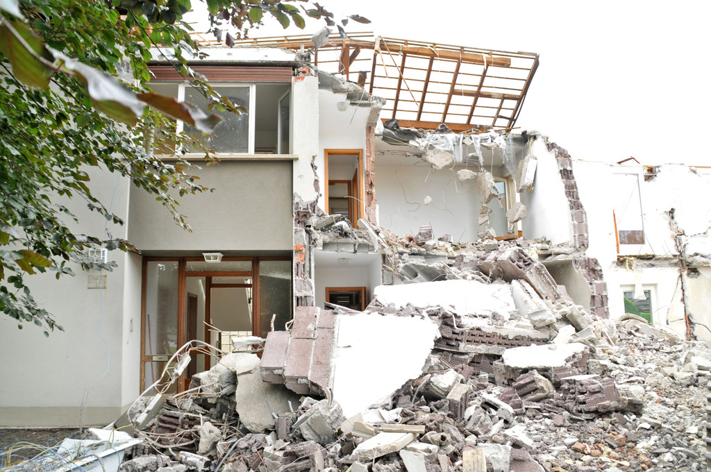 Abbruch Pfarrhaus Fu__ach 11-07-2012 8_jpg-1342019862