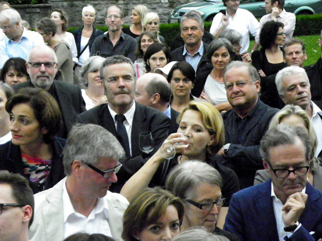 115_3320_JPG-1342047269