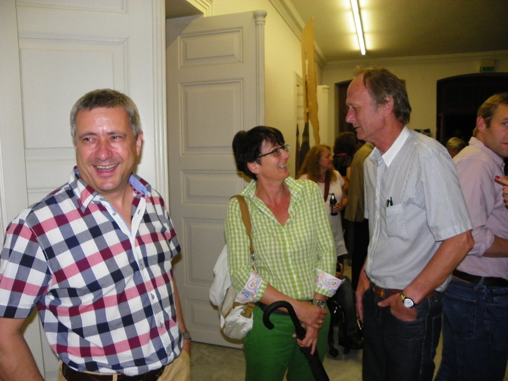 115_3331_JPG-1342047294