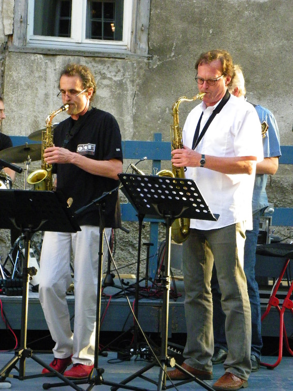 105_2597_jpg-1342048691