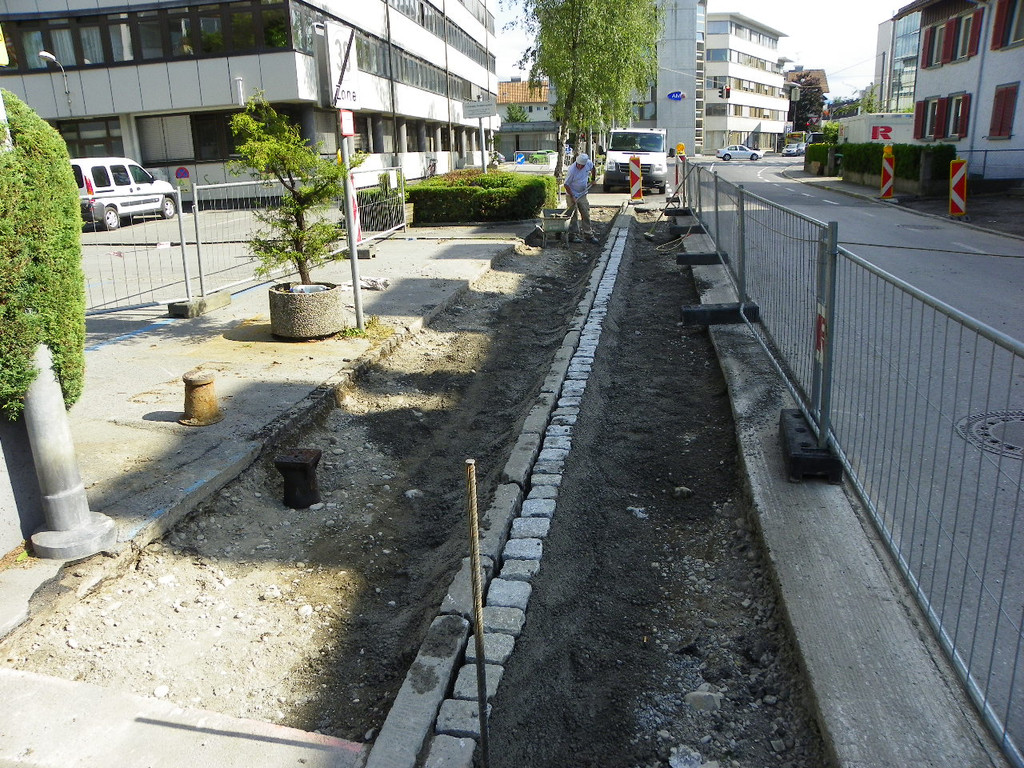 115_3570_JPG-1342052975