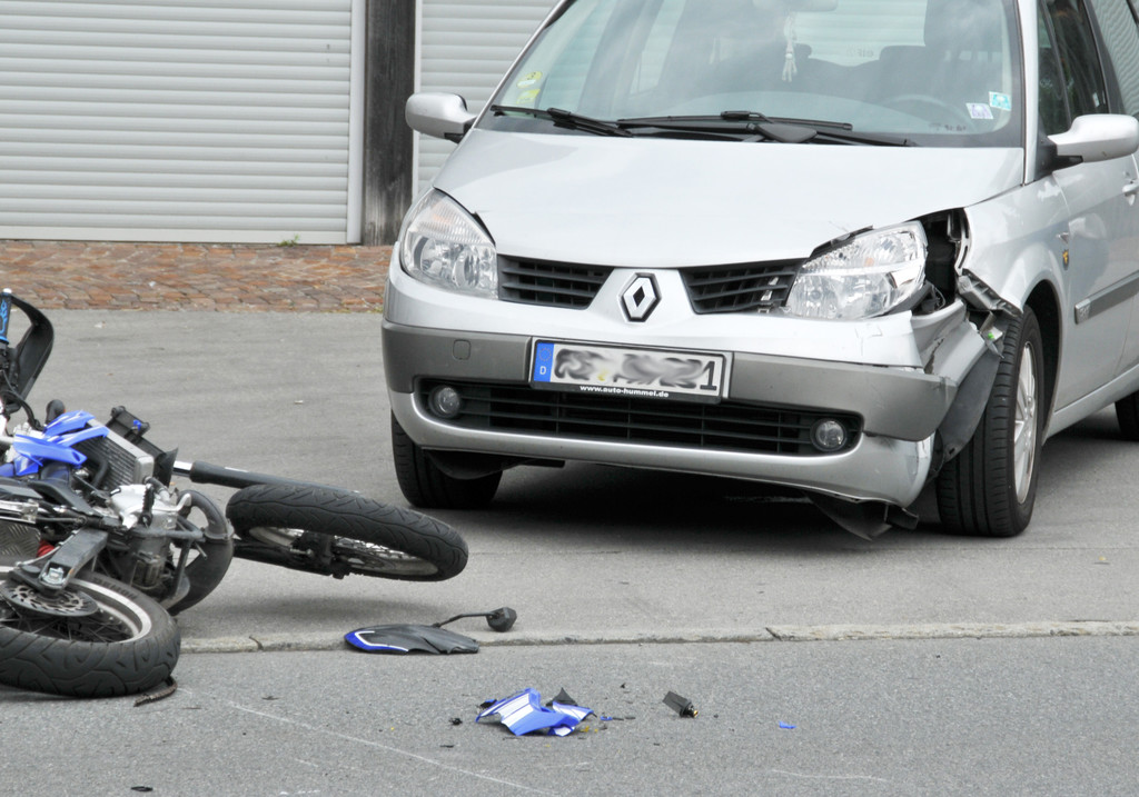 Unfall H__chst 12-07-2012 4_jpg-1342101570