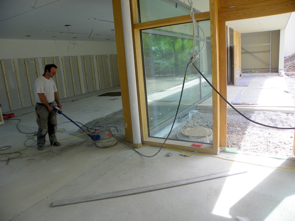 115_1530_JPG-1342135451