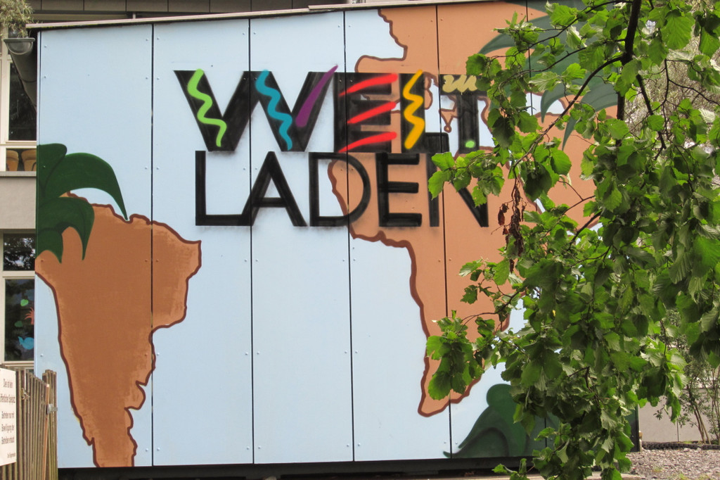 Weltladen40.JPG