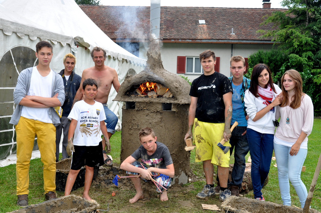 Jungend Pizzaofen005.JPG