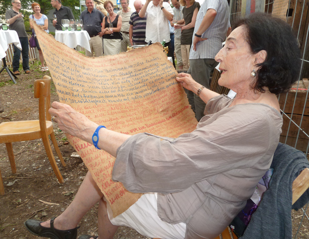 Scherling1Elia_jpg-1342619622