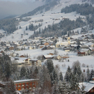 800px-Riezlern-Kleinwalsertal_Dorfmitte.jpg