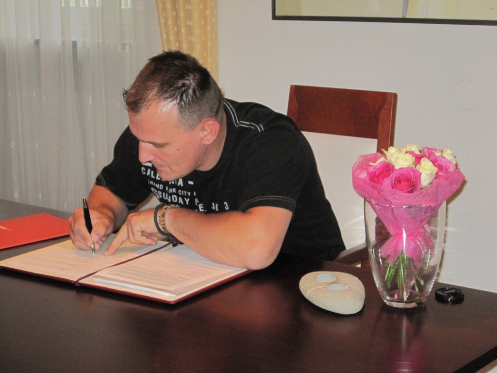 IMG_4010_JPG-1342883475