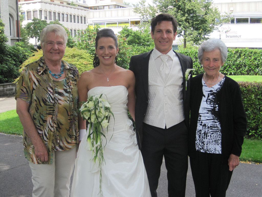 IMG_4003_JPG-1342885814