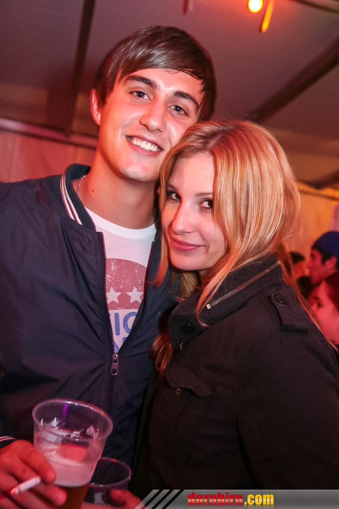 11871573.jpg
