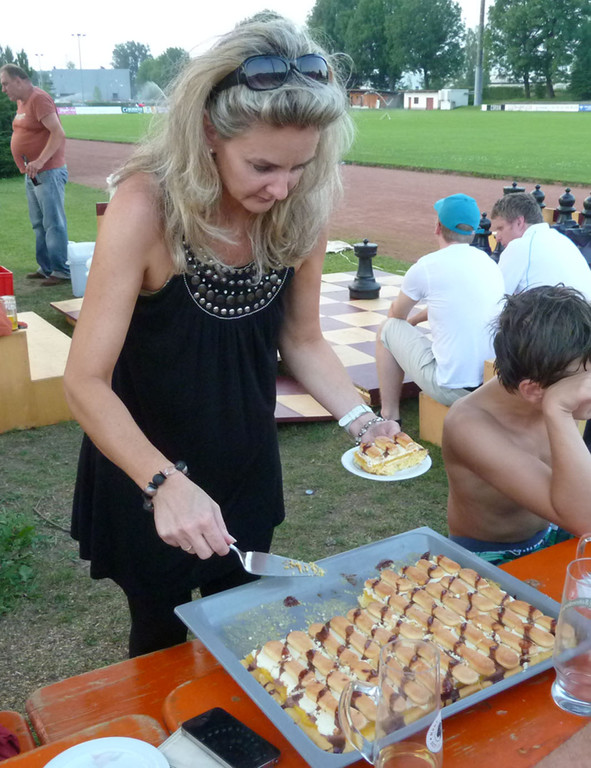 Schachfest17Kuchen_jpg-1342973235