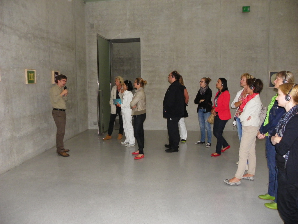 115_3932_JPG-1343081244