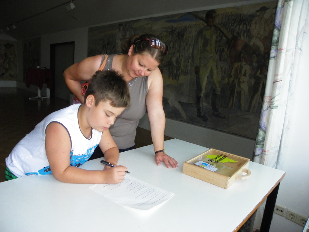 115_2387_JPG-1343081676