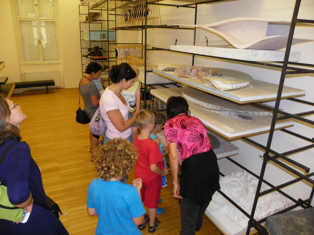 115_2438_JPG-1343085813