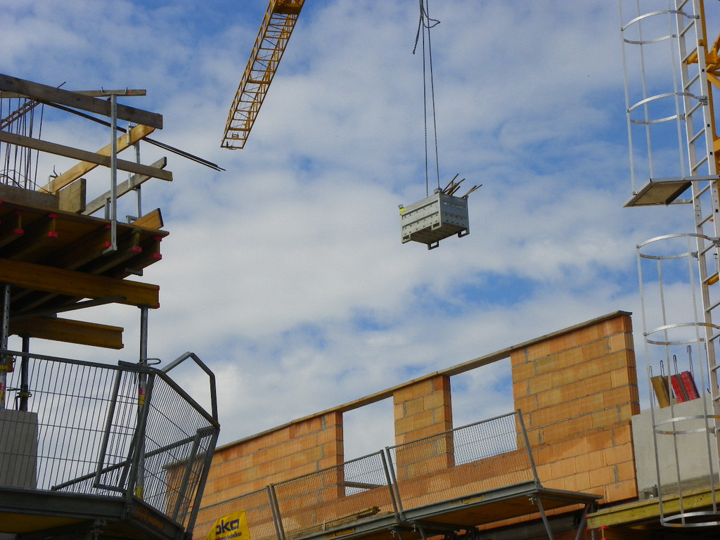 115_1496_JPG-1343087470