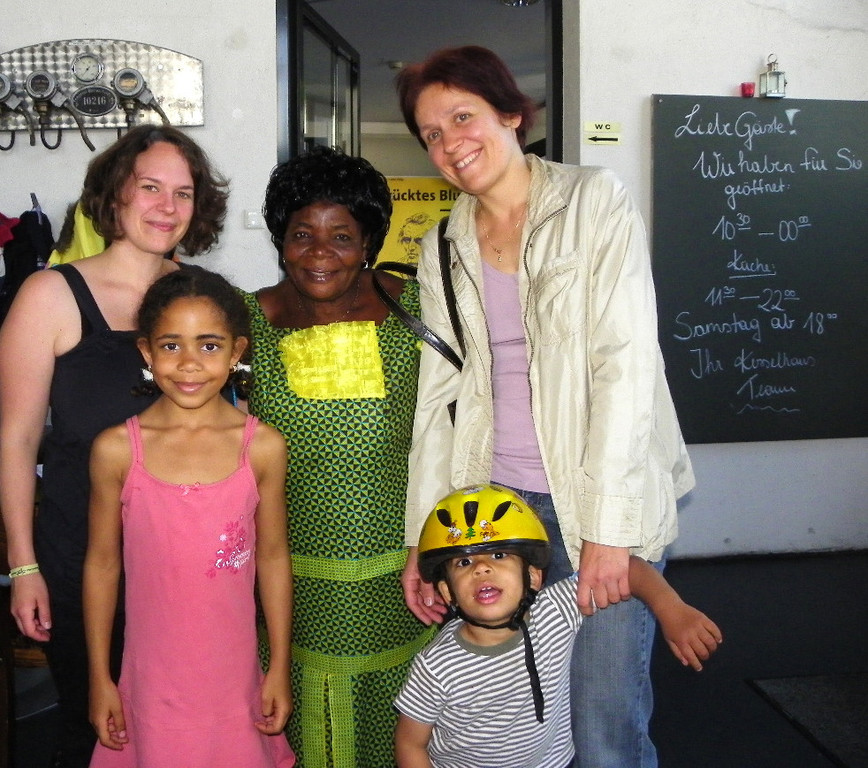 114_8364_JPG-1343167696