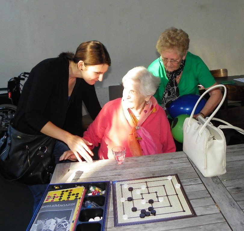 114_8344_JPG-1343167687