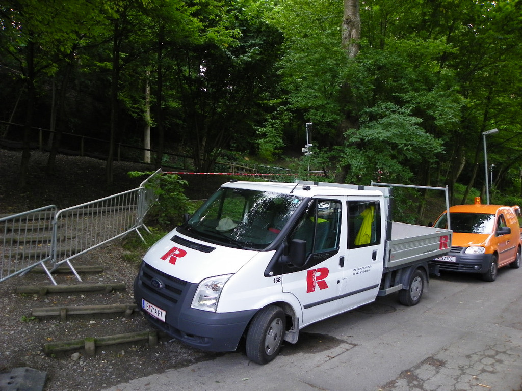 115_4237_JPG-1343169784