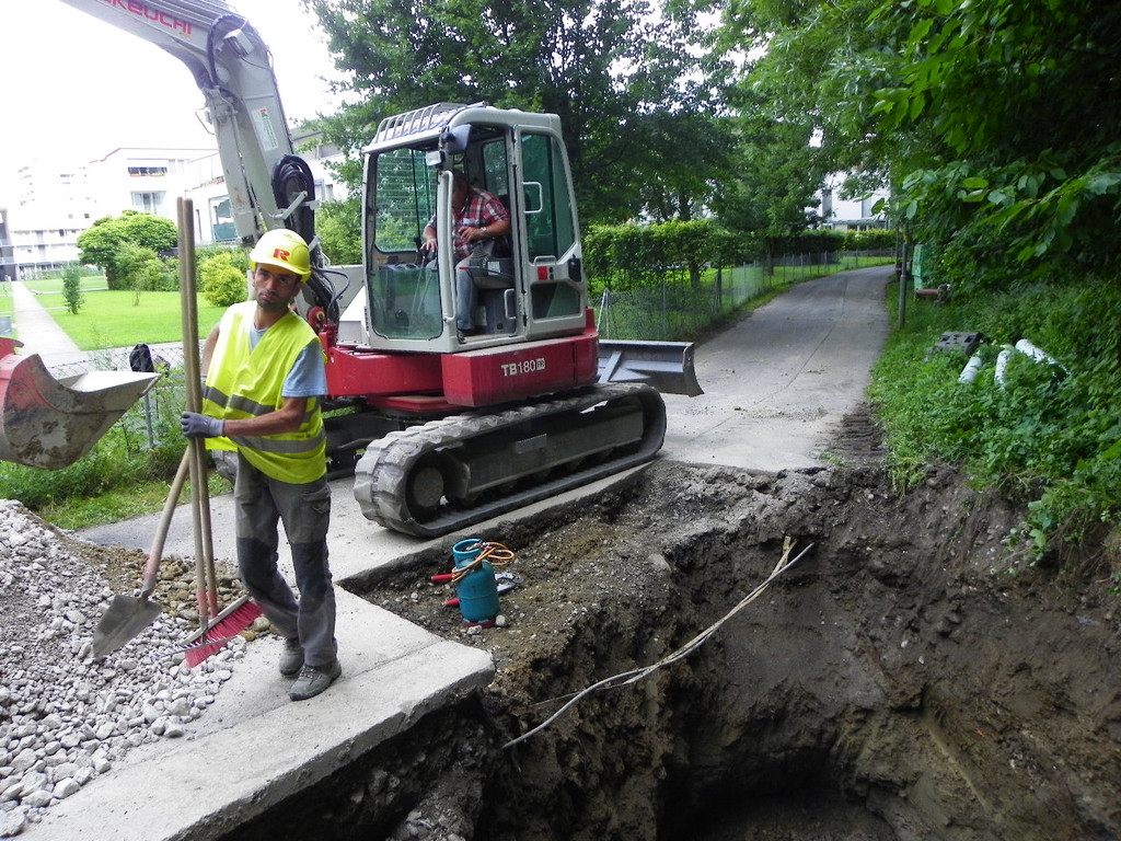 115_4245_JPG-1343169808