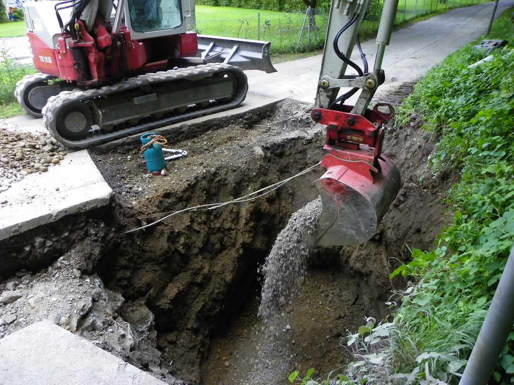 115_4249_JPG-1343169821