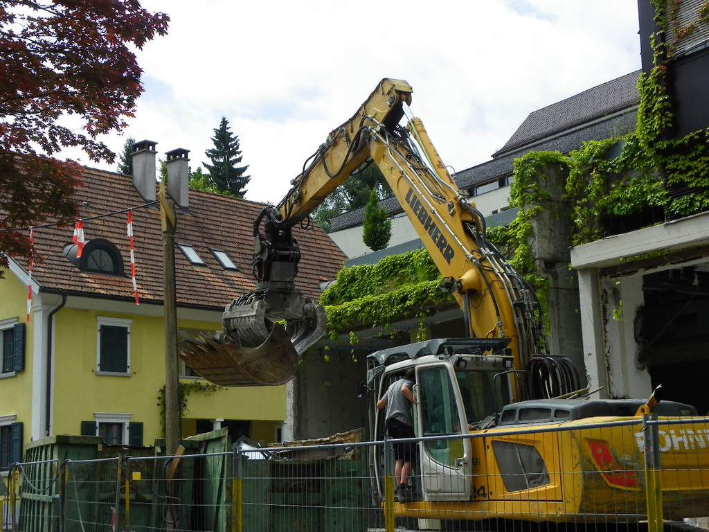 115_0880_JPG-1343170476