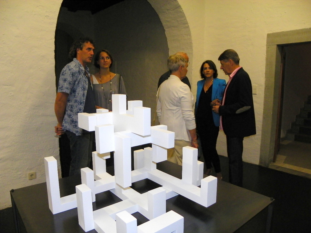 115_3263_JPG-1343251777