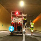 Profilmarkierungen im Pfändertunnel angebracht
