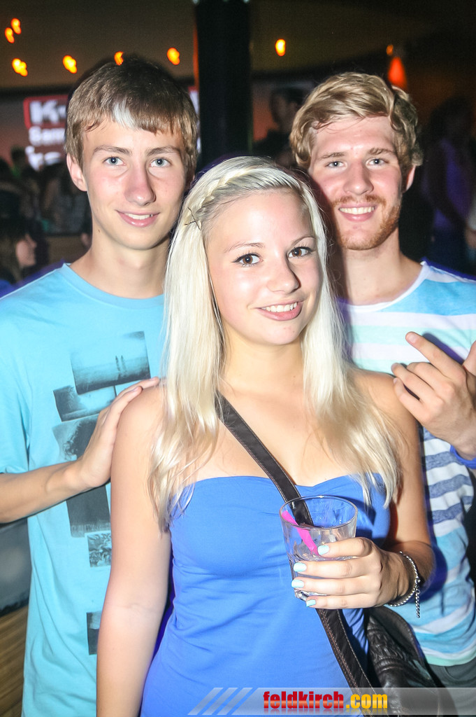 11894061.jpg