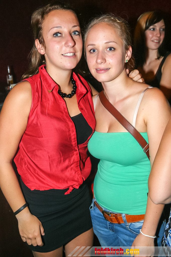 11893862.jpg