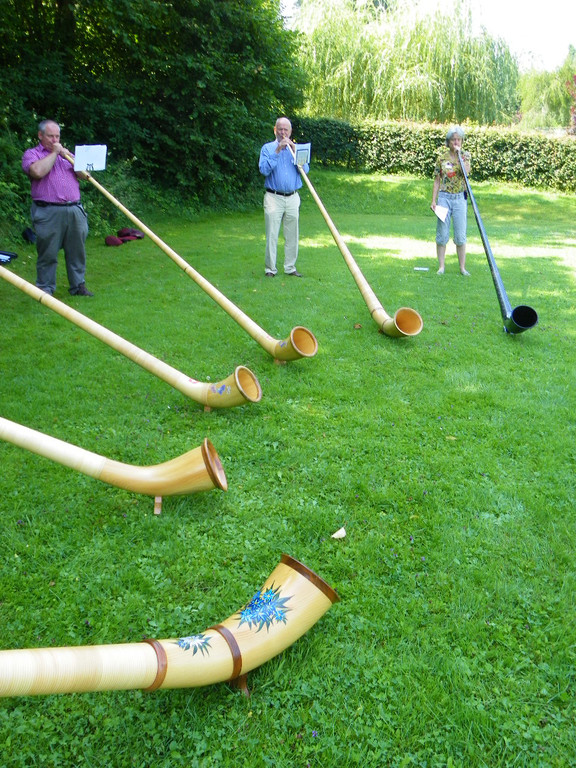 104_4151_jpg-1343594040