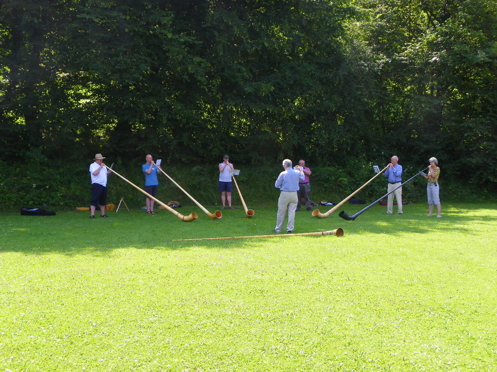 104_4191_jpg-1343594083