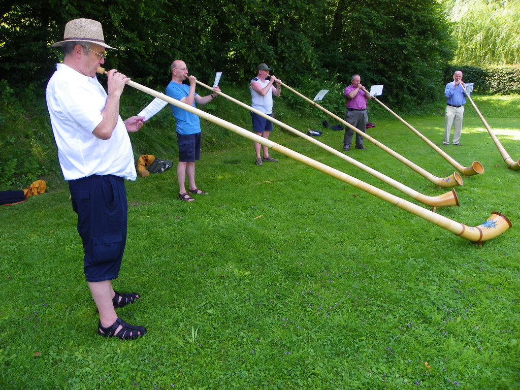 104_4155_jpg-1343594053