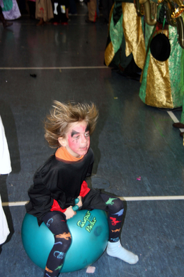 Kinderball.jpg