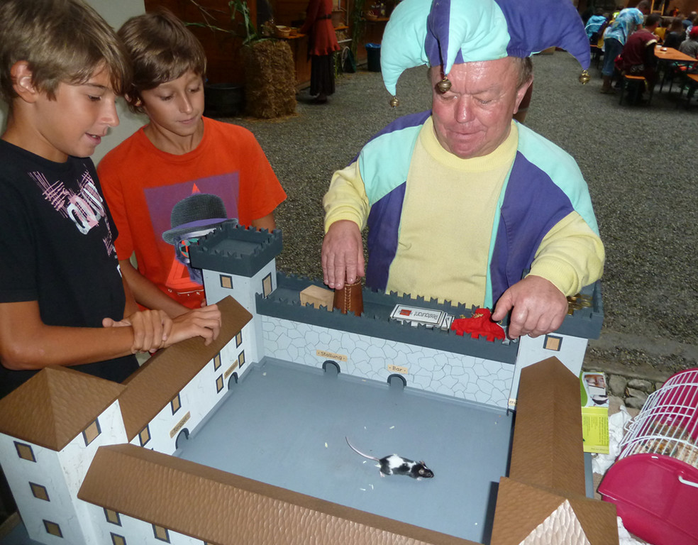 Palast43Maus_jpg-1343763421