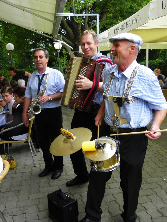 105_0061_jpg-1343915976