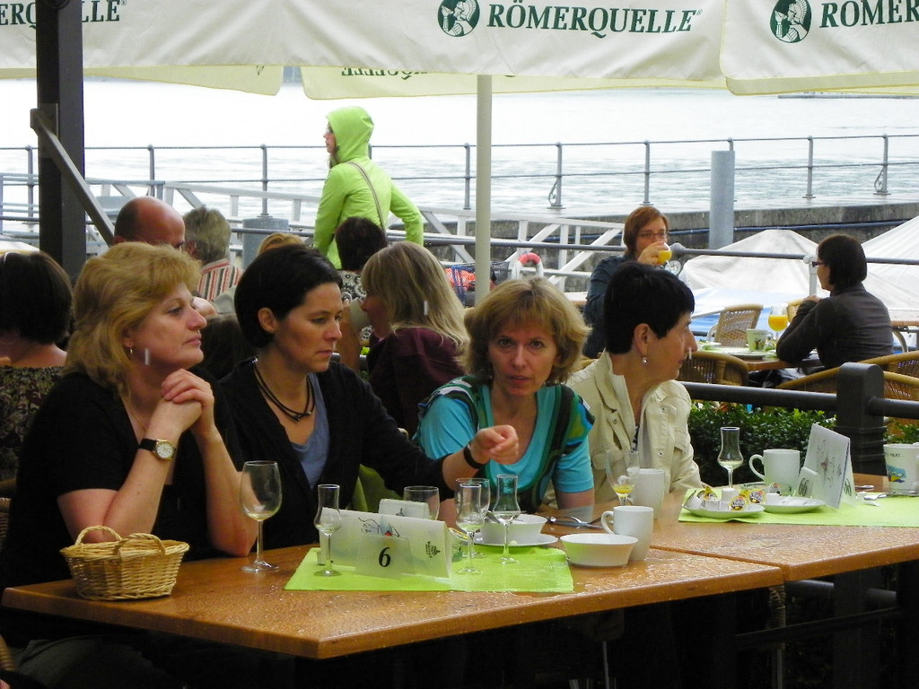 105_0079_jpg-1343916016