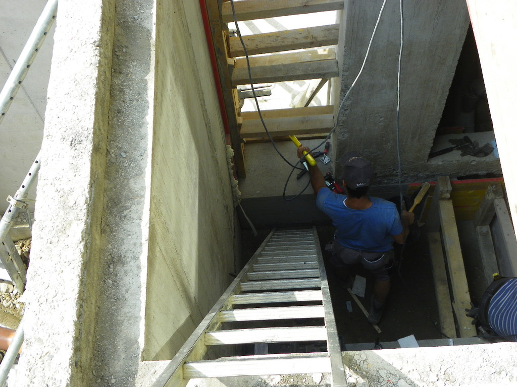 115_4973_JPG-1343918838