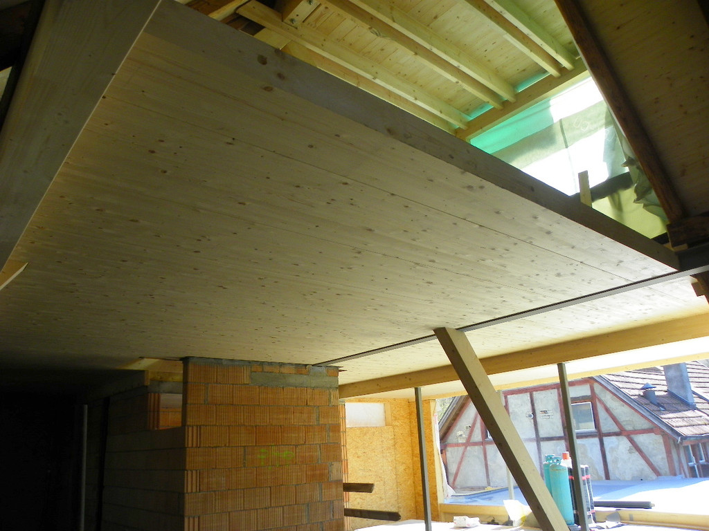 114_2387_JPG-1343920297