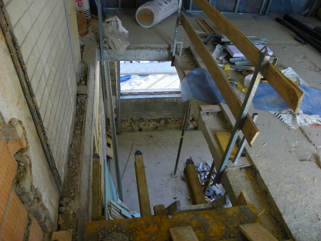 114_2400_JPG-1343920313