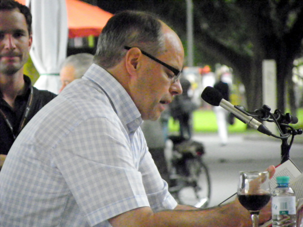 115_5969_JPG-1344086004