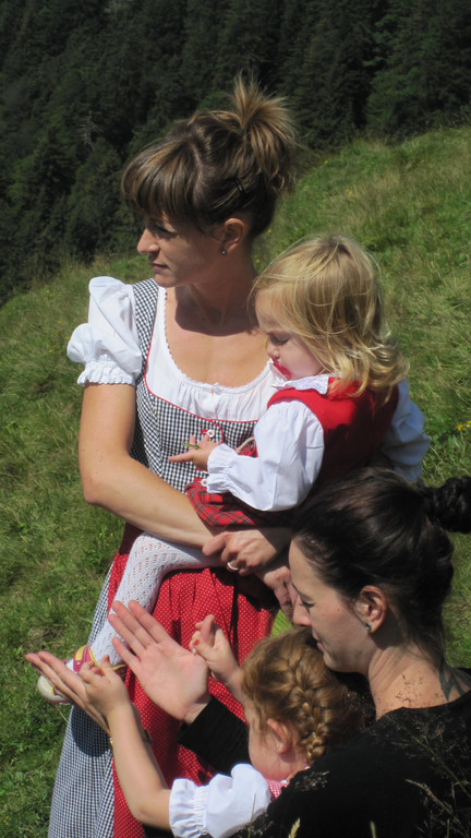 IMG_1110_jpg-1344175373