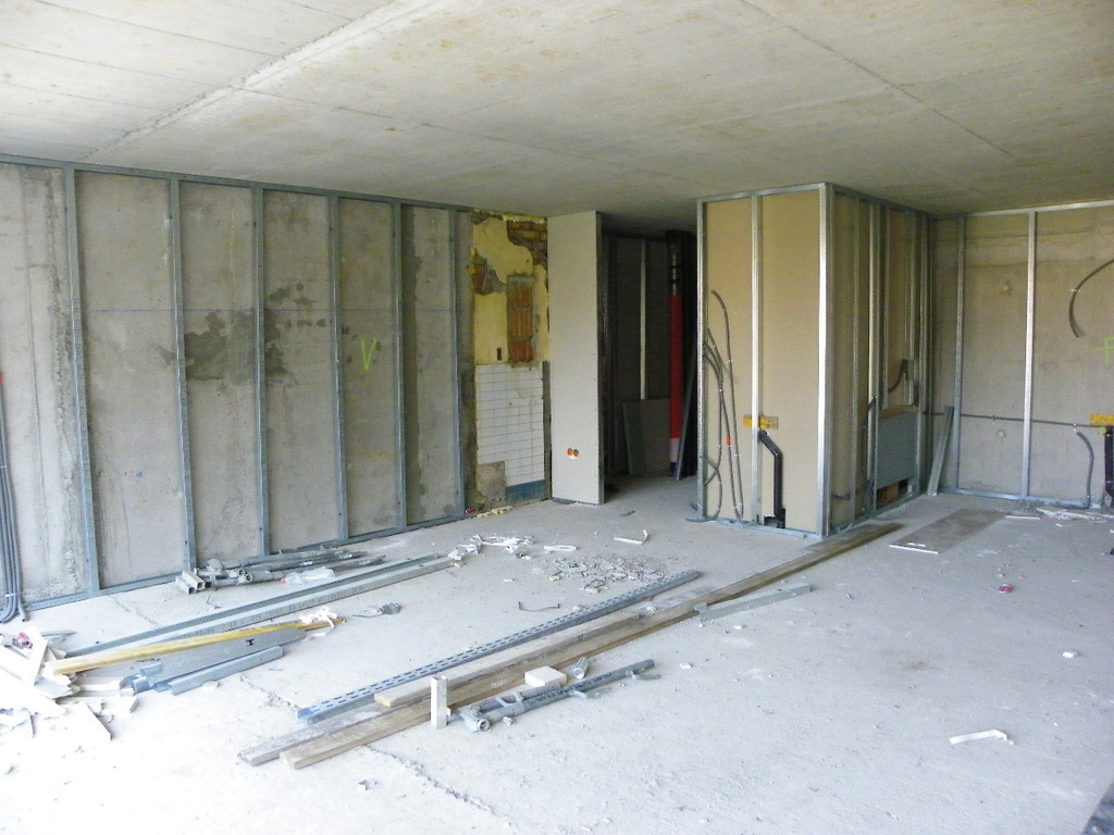 114_2379_JPG-1344248947