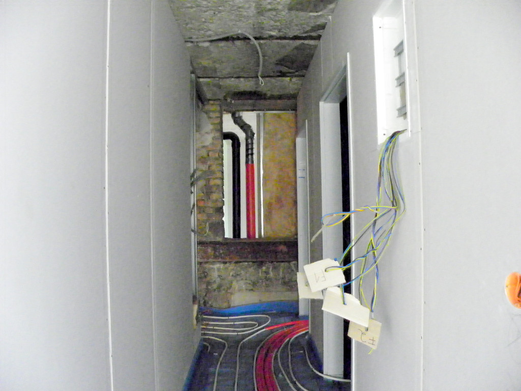 115_0859_JPG-1344248833