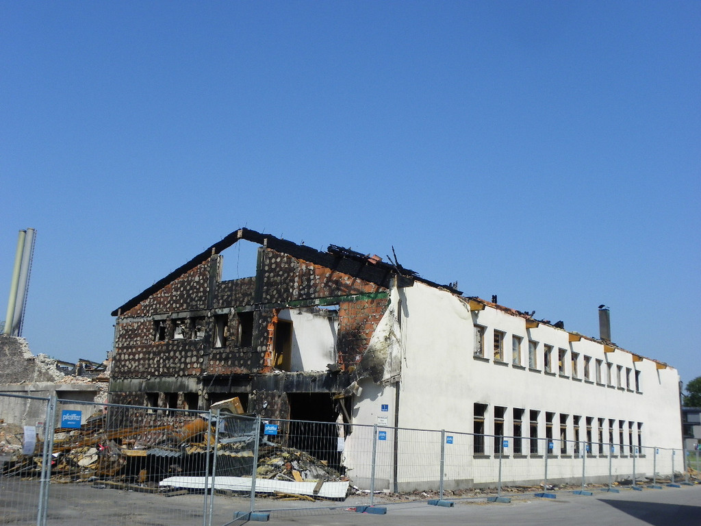 115_1800_JPG-1344261189