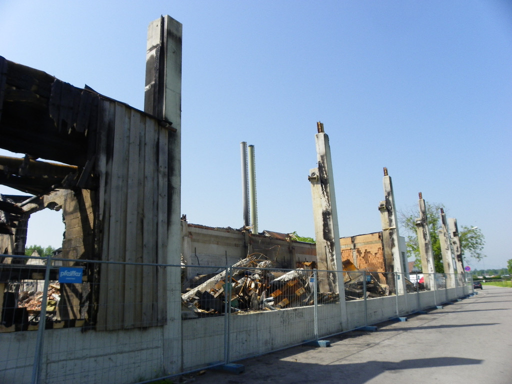 115_1802_JPG-1344261195