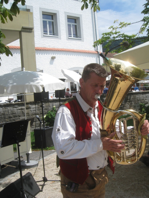 Seehotel Fr__hschoppen Blasmusik Grenzenlos 2012 _7__jpg-1344270407