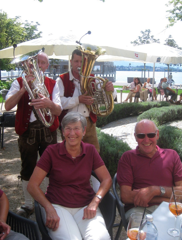 Seehotel Fr__hschoppen Blasmusik Grenzenlos 2012 _12__jpg-1344270428