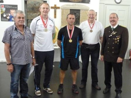 Freie Pistole_JPG-1344367304