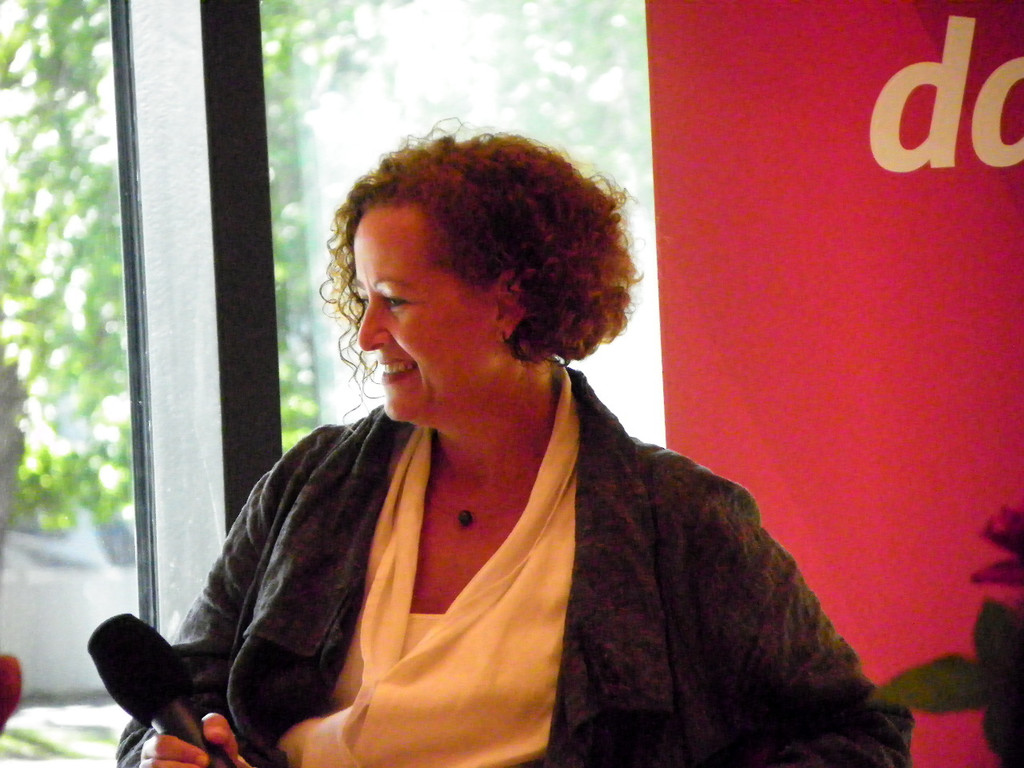 115_6093_JPG-1344421696